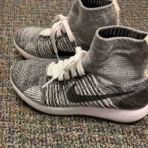 Nike Lunarepic shoes